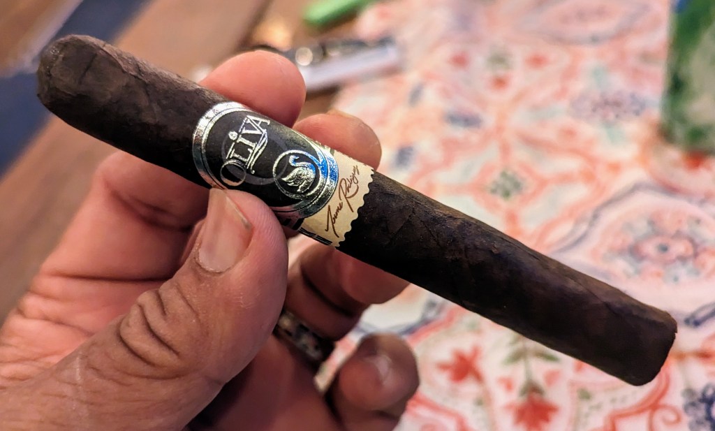 Oliva Black Swan