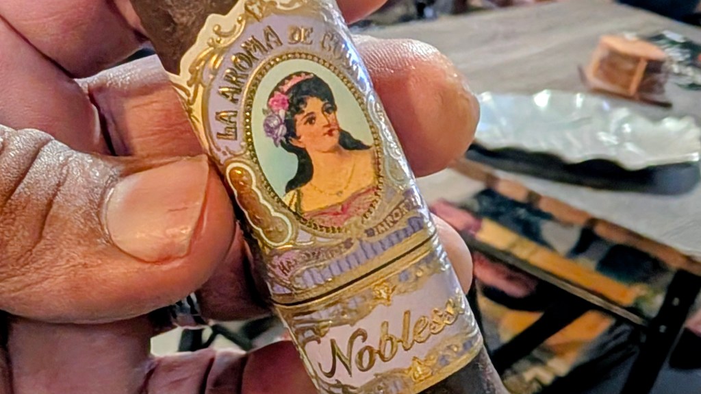 First Impressions: La Aroma de Cuba Noblesse&nbsp;Regency