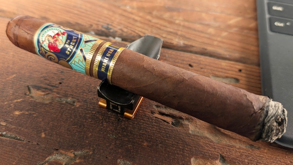 La Gloria Cubana 8th Street 3-Month Time&nbsp;Check