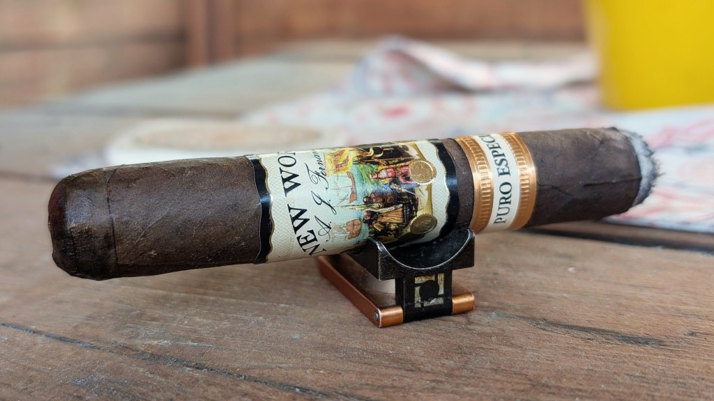 AJ Fernandez New World Puro Especial Short&nbsp;Churchill