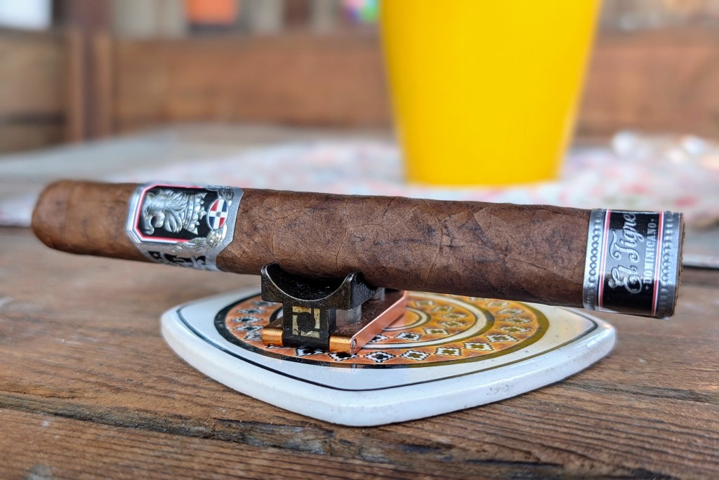 Review: Drew Estate Undercrown El Tigre Dominicano Corona Viva