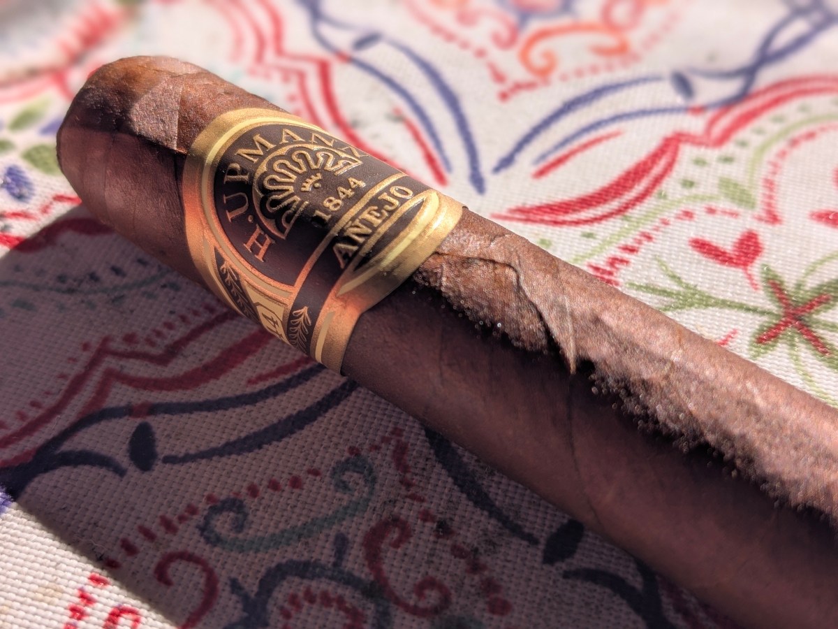 Review: H. Upmann 1844&nbsp;Añejo
